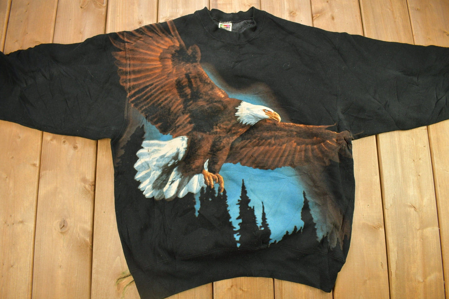 Vintage 1990s American Bald Eagle All Over Print Crewneck Sweatshirt Men's XL from propervintagecanada