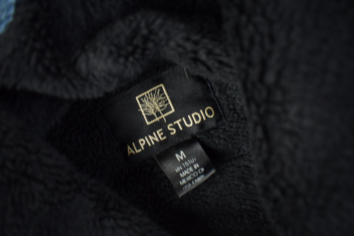 Vintage 1990s American Bald Eagle Fleece Sweater Men's Medium from propervintagecanada