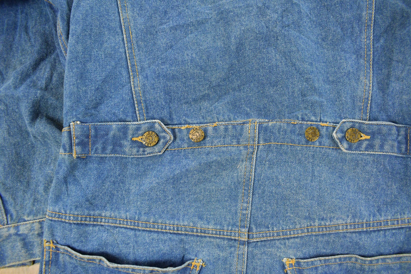 Vintage 1990s American Beauties Denim Jean Jacket Women's Large from propervintagecanada