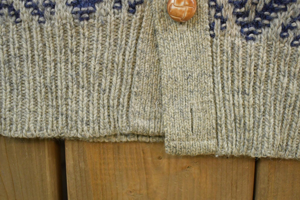 Vintage 1990s American Eagle Wool Knit Cardigan Men's XL from propervintagecanada
