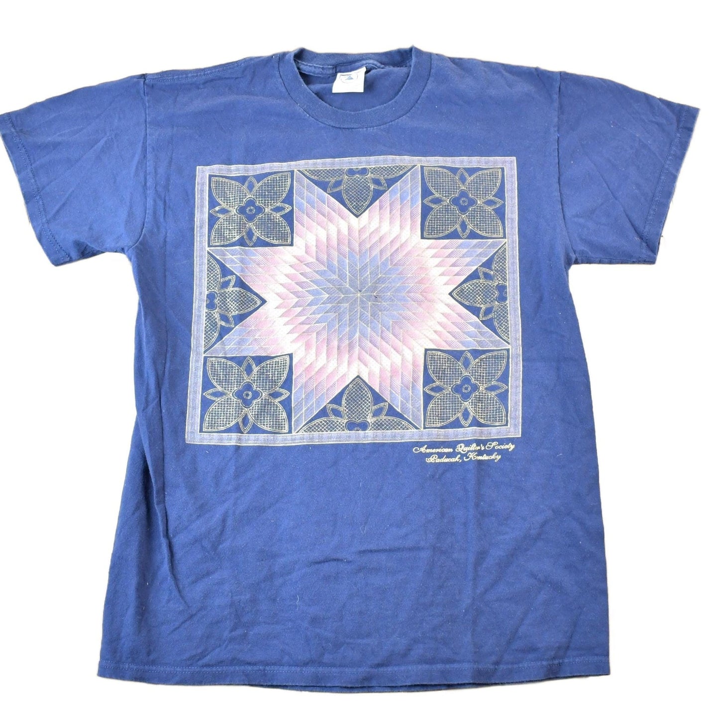 Vintage 1990s American Quilters Society Souvenir T-Shirt Women's M from propervintagecanada