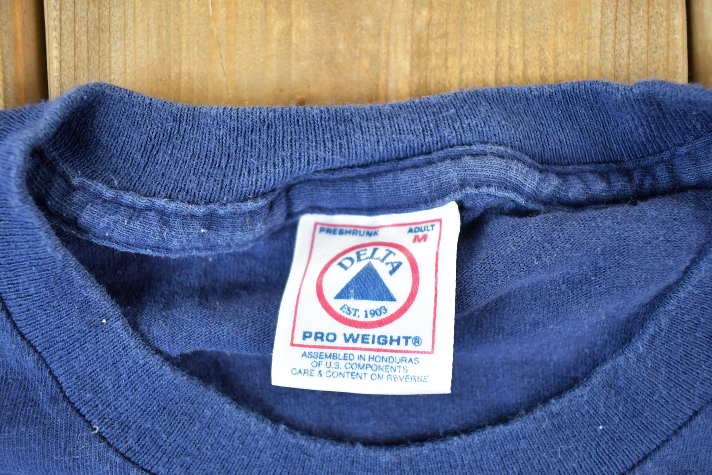 Vintage 1990s American Quilters Society Souvenir T-Shirt Women's M from propervintagecanada