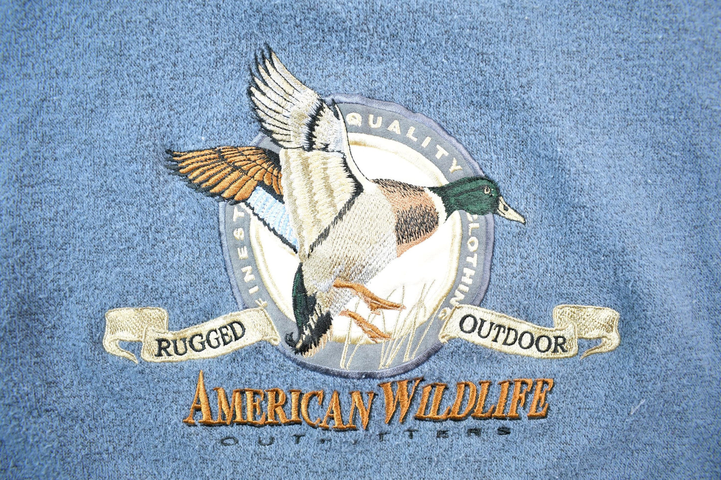 Vintage 1990s American Wildlife Outfitters Crewneck Sweatshirt Men's XL from propervintagecanada