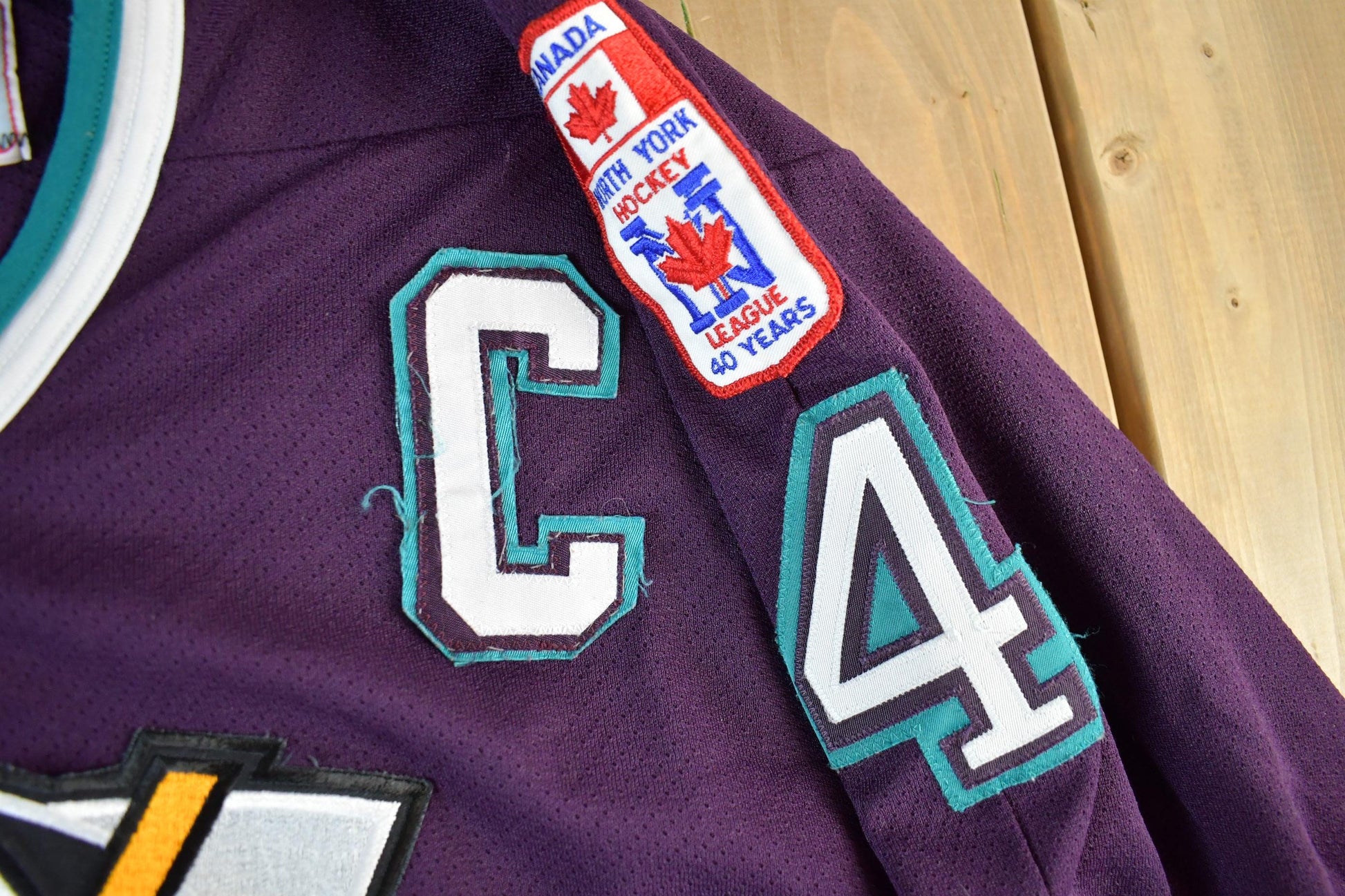 Vintage 1990s Anaheim Ducks NHL CCM Hockey Jersey Men's L from propervintagecanada