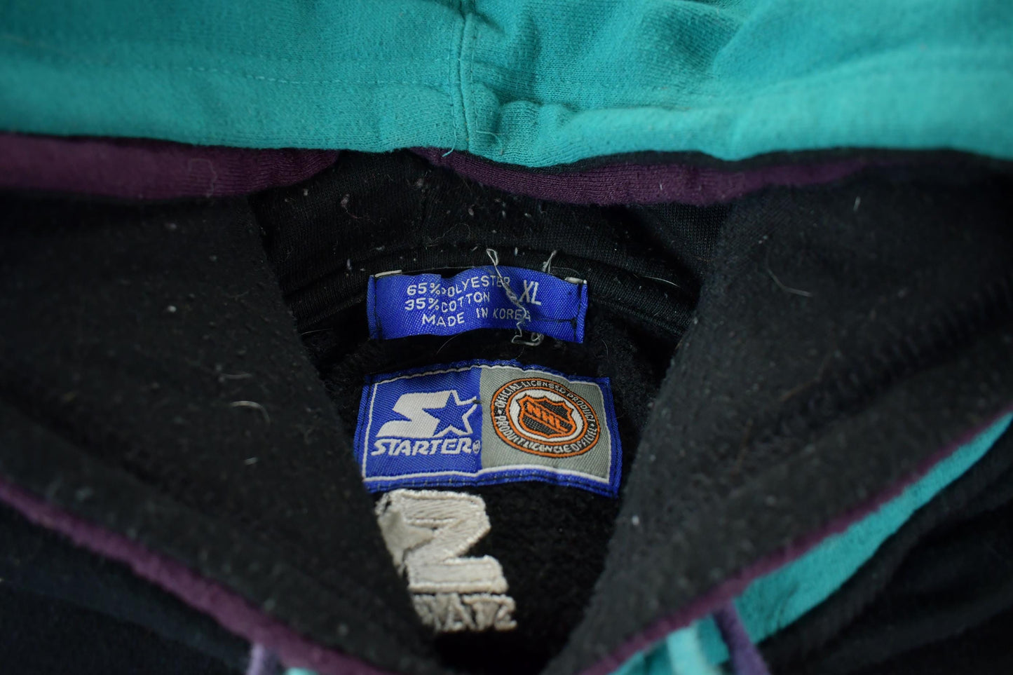 Vintage 1990s Anaheim Mighty Ducks NHL Hockey Hoodie Sweatshirt Men's XL from propervintagecanada