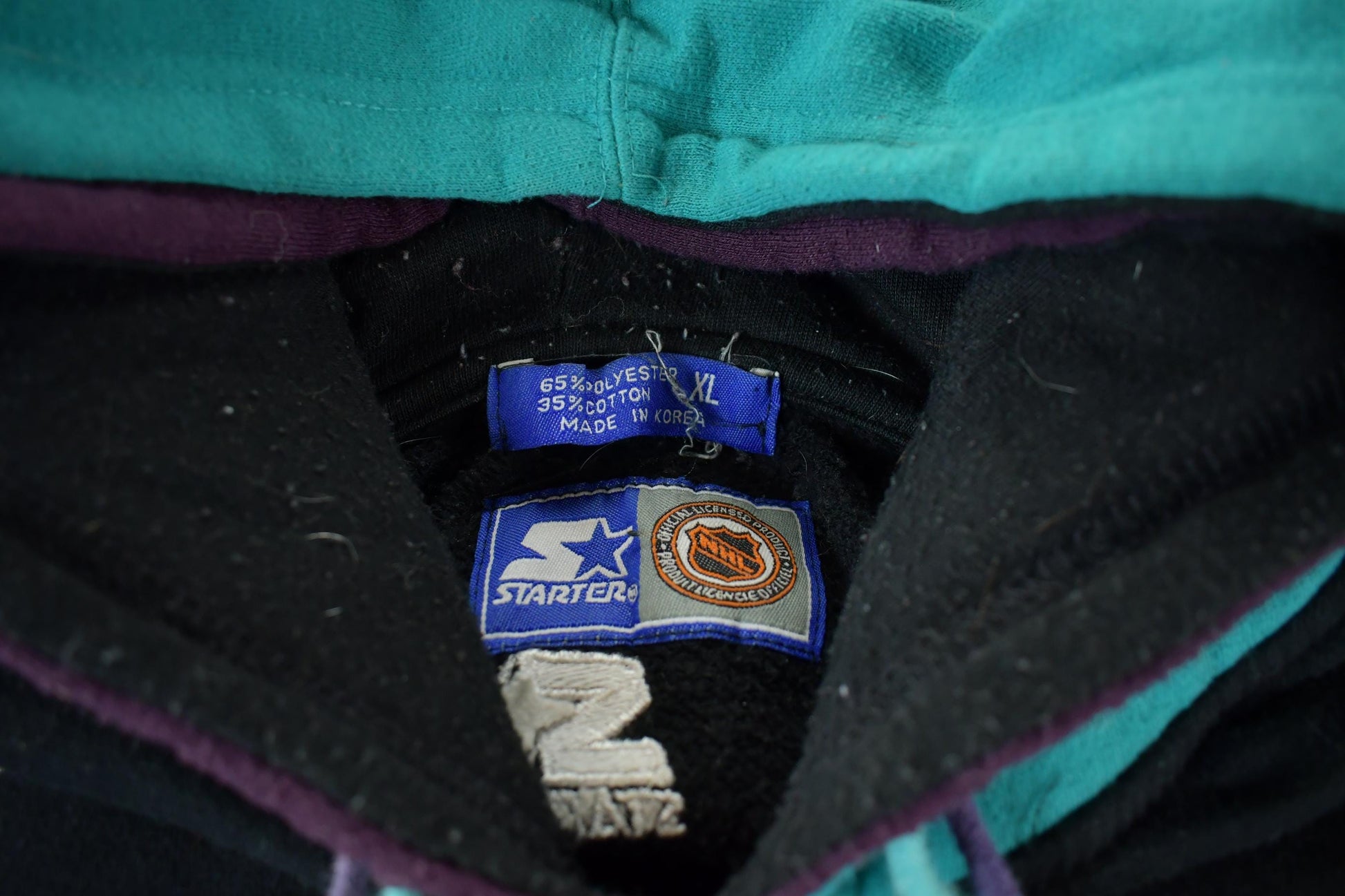 Vintage 1990s Anaheim Mighty Ducks NHL Hockey Hoodie Sweatshirt Men's XL from propervintagecanada