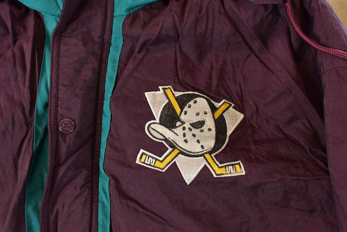Vintage 1990s Anaheim Mighty Ducks NHL Starter Jacket Men's Large / Hockey / Athletic Sportswear / Streetwear / Insulated Jacket from propervintagecanada
