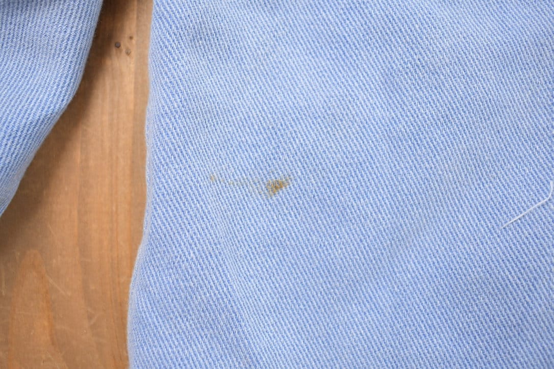 Vintage 1990s Animal Theme Sweater Men's XL from propervintagecanada