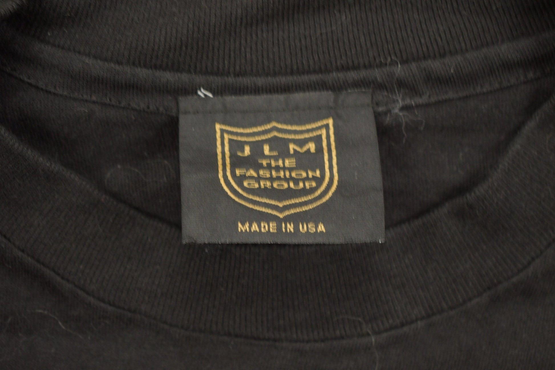 Vintage 1990s Animal Themed Graphic T-Shirt Men's XL from propervintagecanada