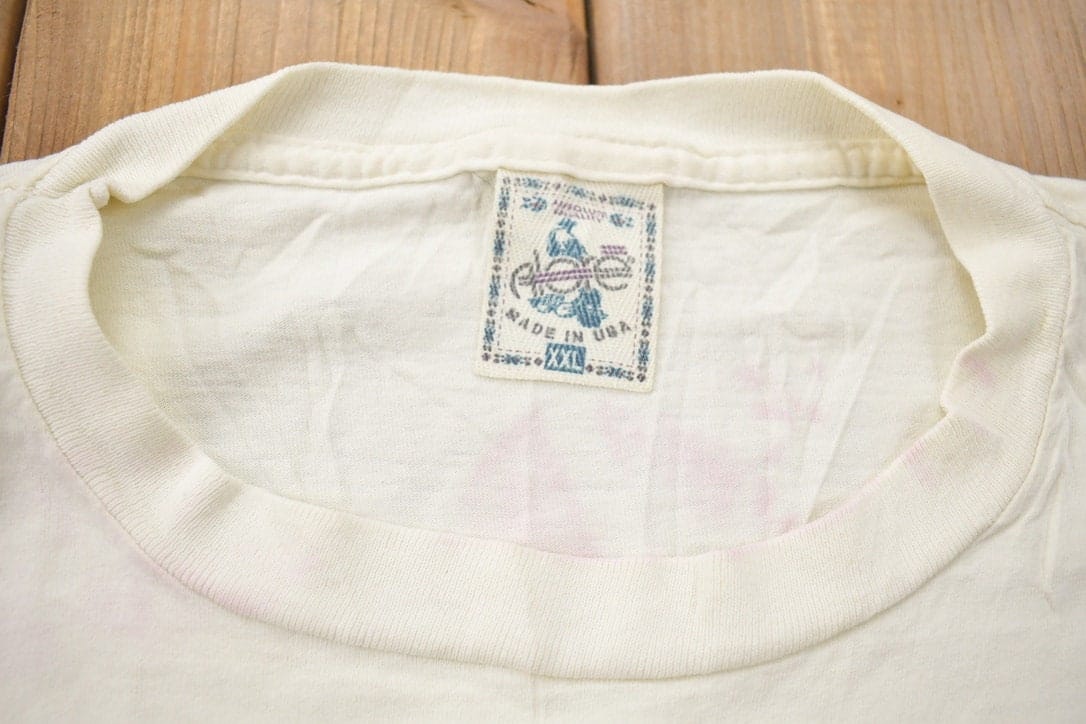 Vintage 1990s Animals on a Boat rainbow Graphic T-Shirt Men's 2XL from propervintagecanada
