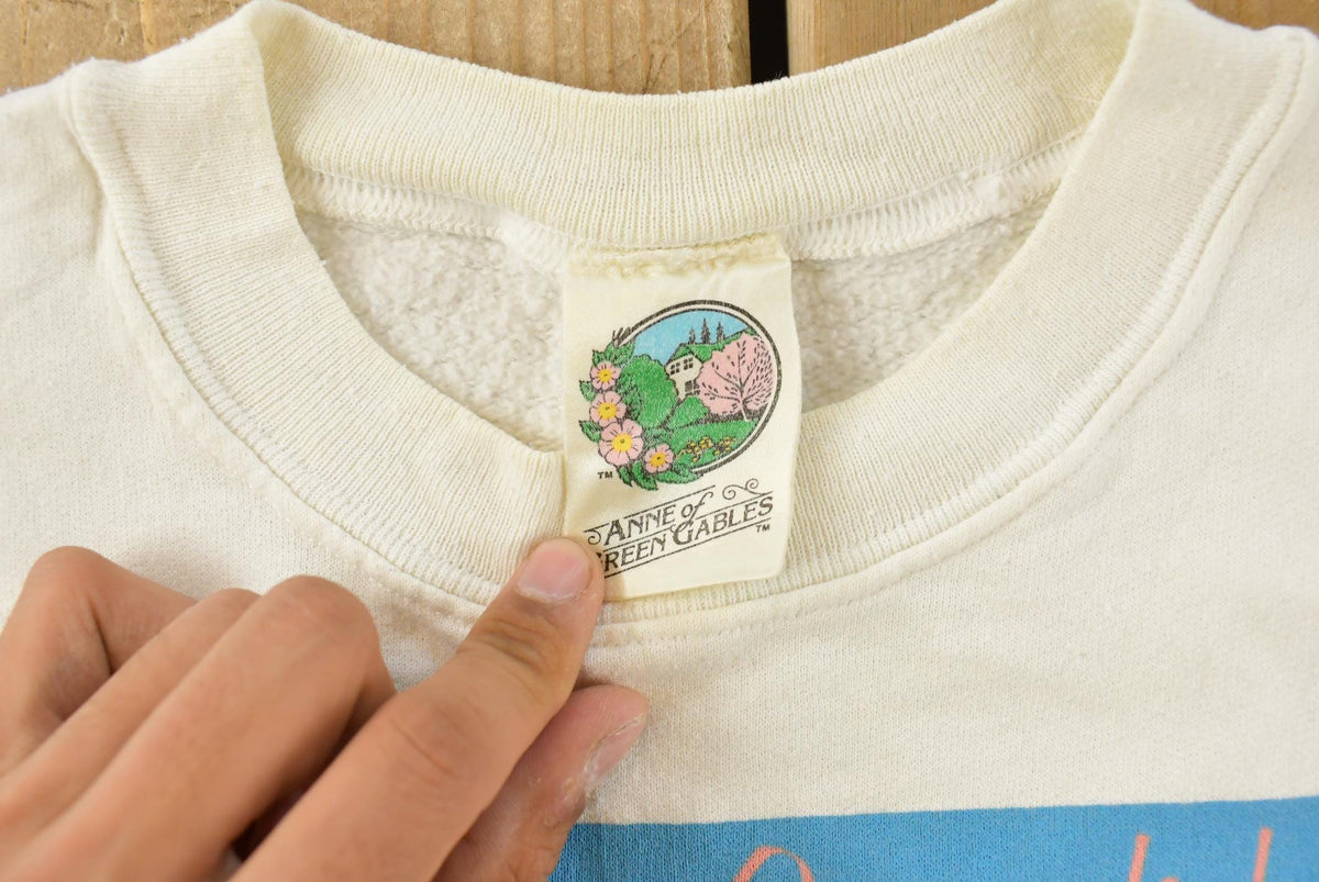 Vintage 1990s Anne of Green Gables Crewneck Sweatshirt Men's Large from propervintagecanada