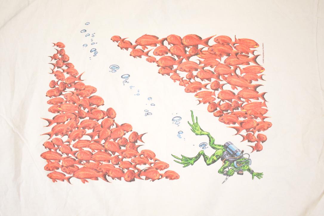 Vintage 1990s AO Amphibious Diving Souvenir Travel T-Shirt Men's L from propervintagecanada