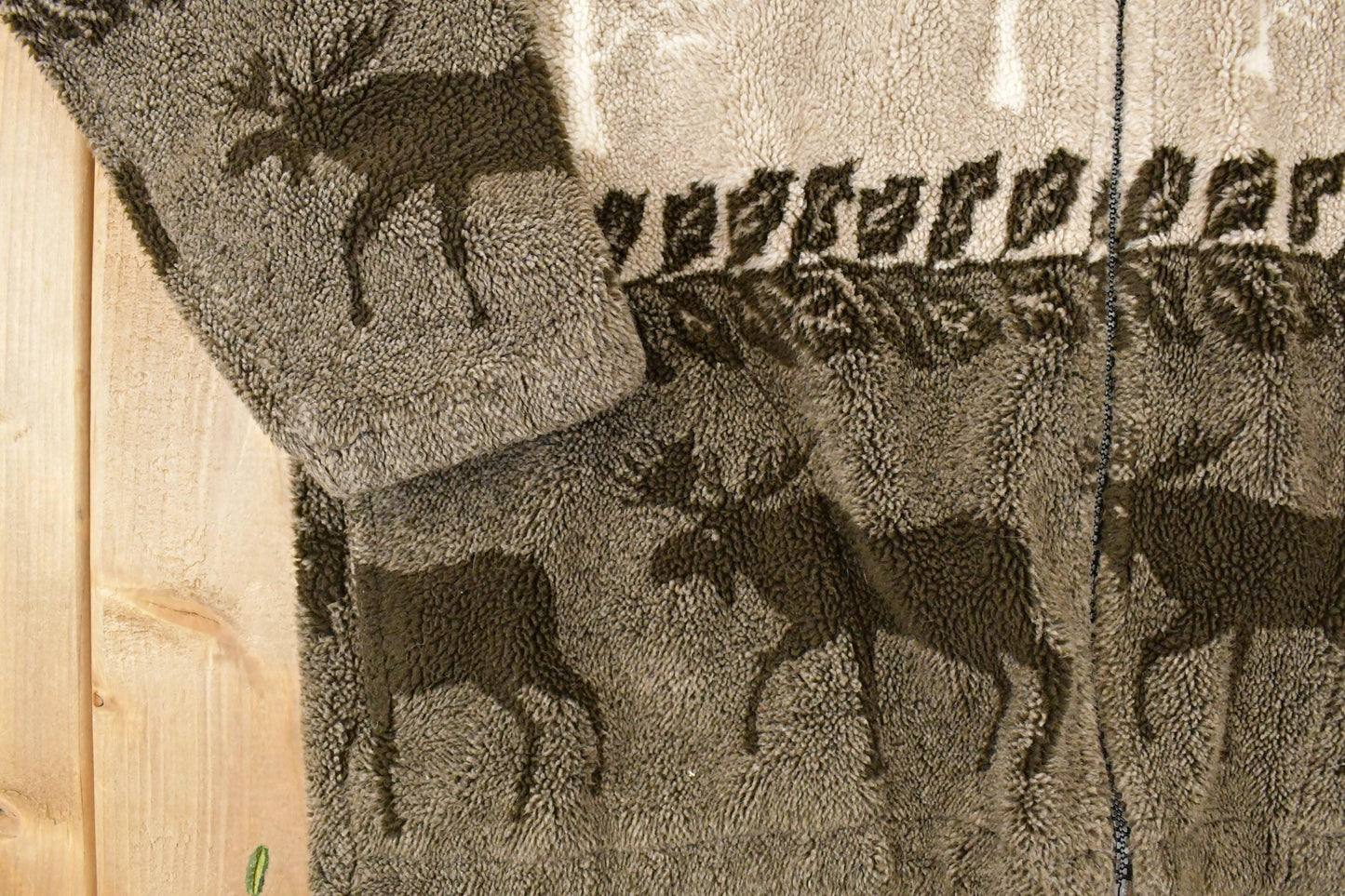 Vintage 1990s AOP Moose Fleece Outdoorsman Sweater Men's L from propervintagecanada