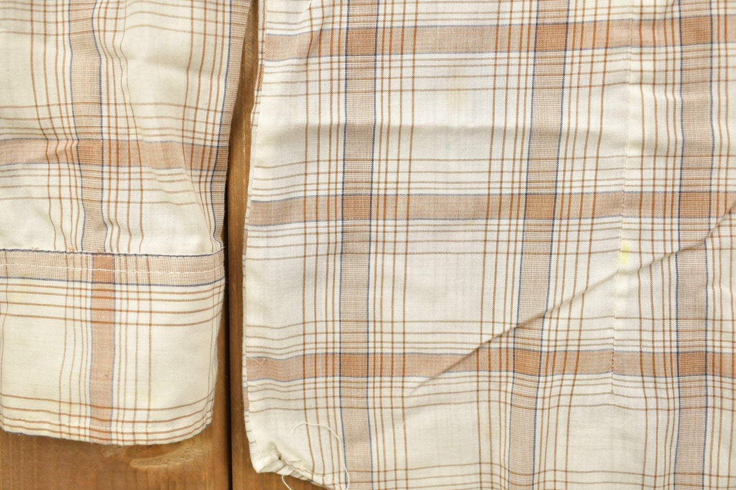 Vintage 1990s Apple Bee Plaid Western Flannel Button Up Shirt Men's M from propervintagecanada