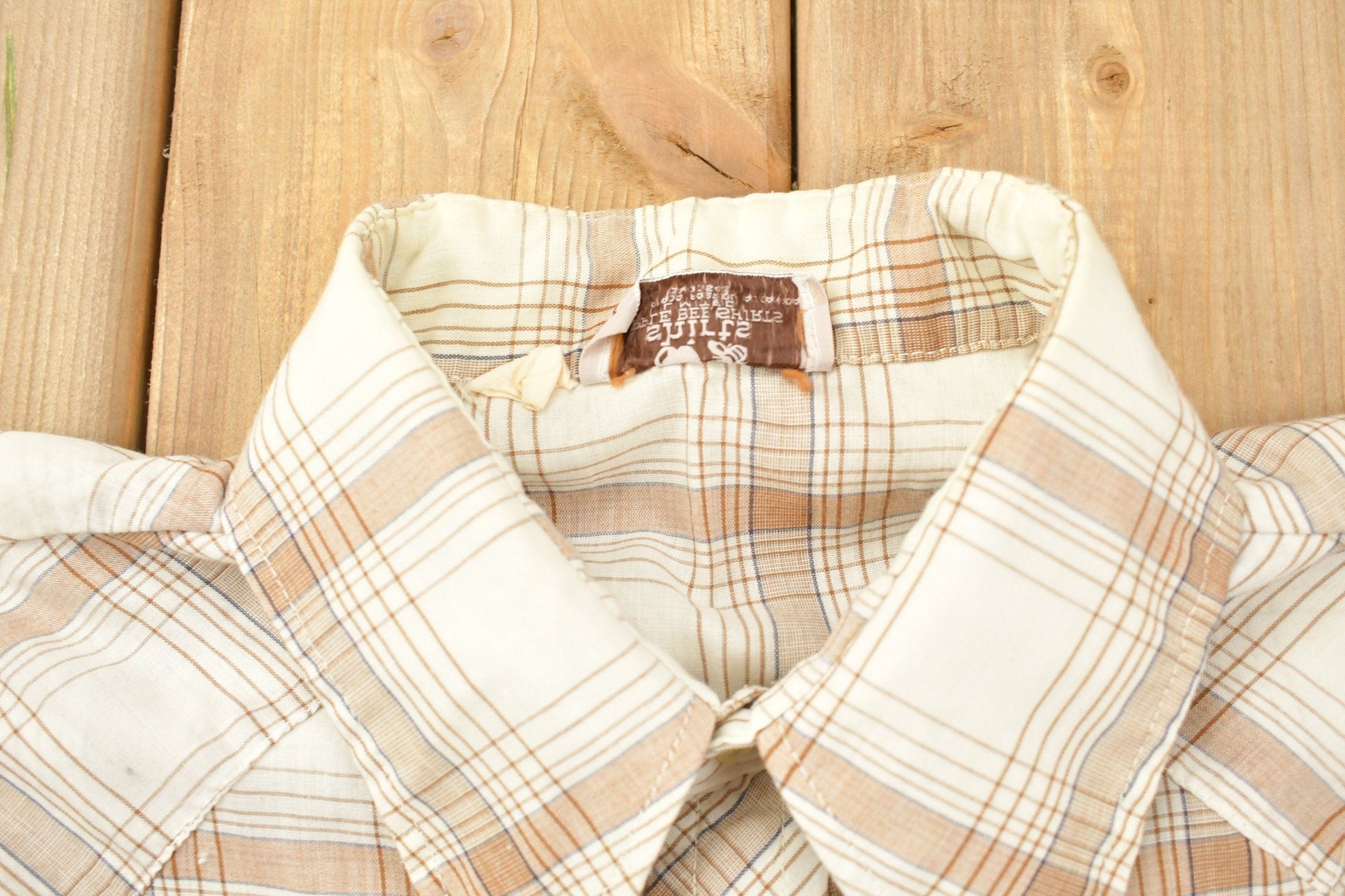 Vintage 1990s Apple Bee Plaid Western Flannel Button Up Shirt Men's M from propervintagecanada