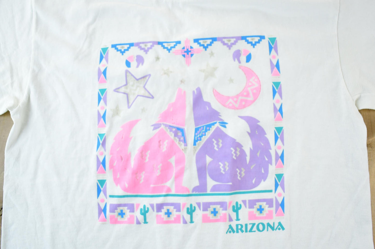 Vintage 1990s Arizona 2 Wolves Men's Large from propervintagecanada