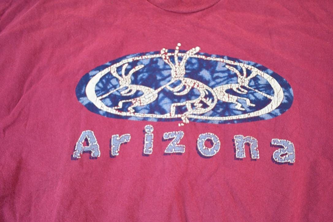 Vintage 1990s Arizona Aztec Souvenir Single Stitch Graphic Print T-Shirt Men's XL from propervintagecanada