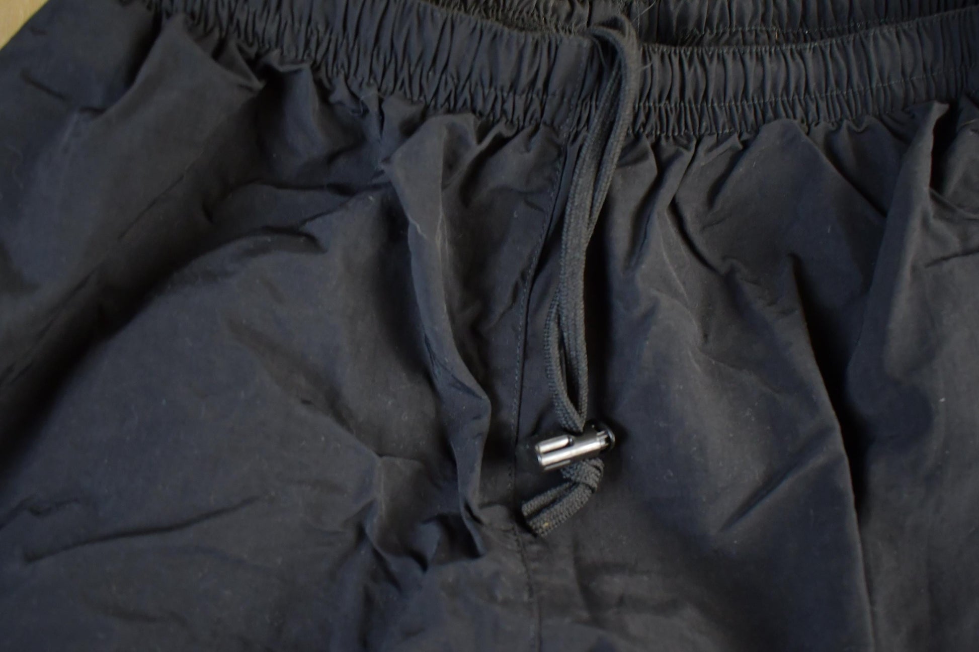 Vintage 1990s Army Track Pants Men's Medium from propervintagecanada