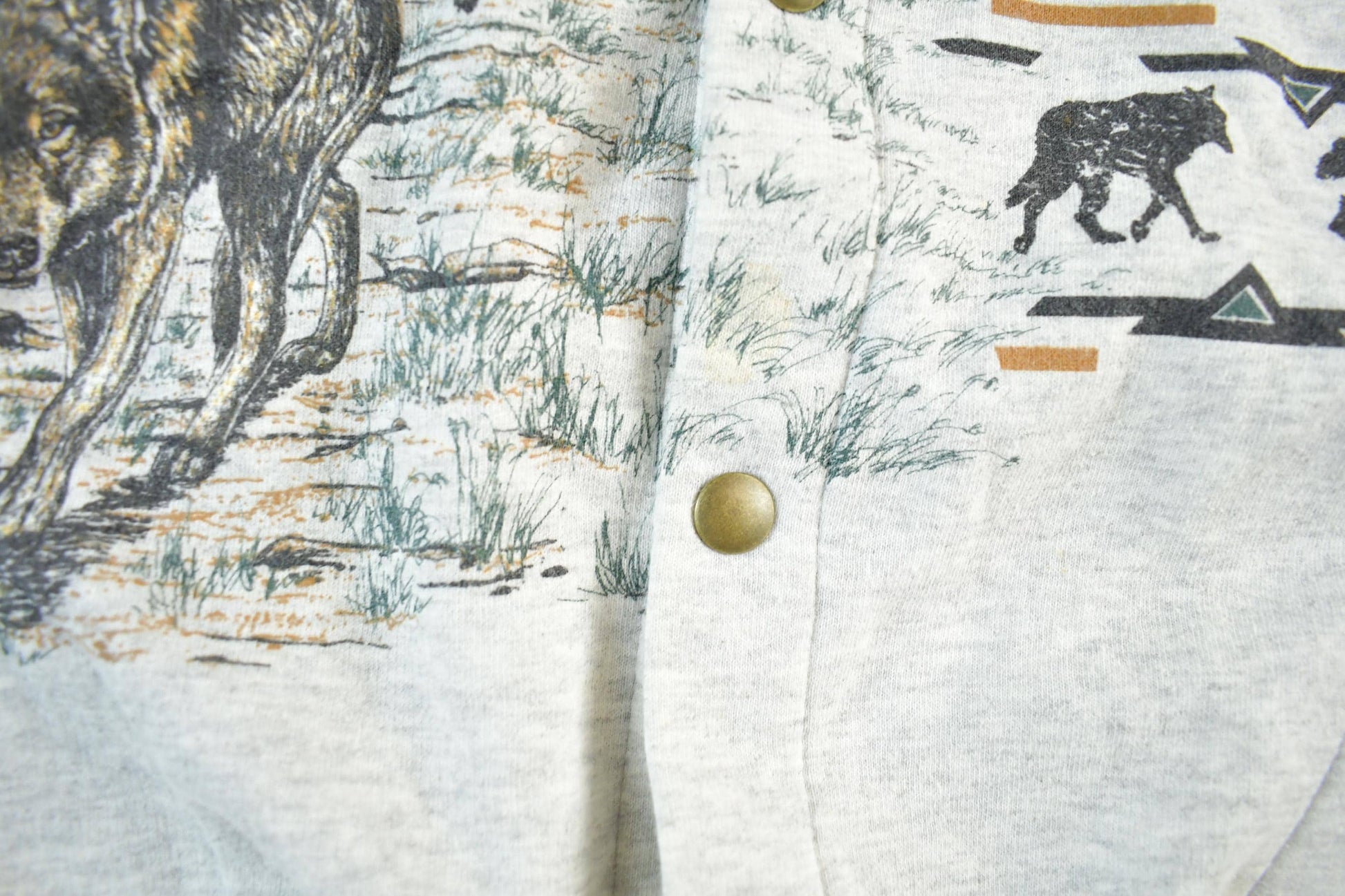 Vintage 1990s Art Unlimited Wolf Nature Cardigan Sweater Men's M from propervintagecanada