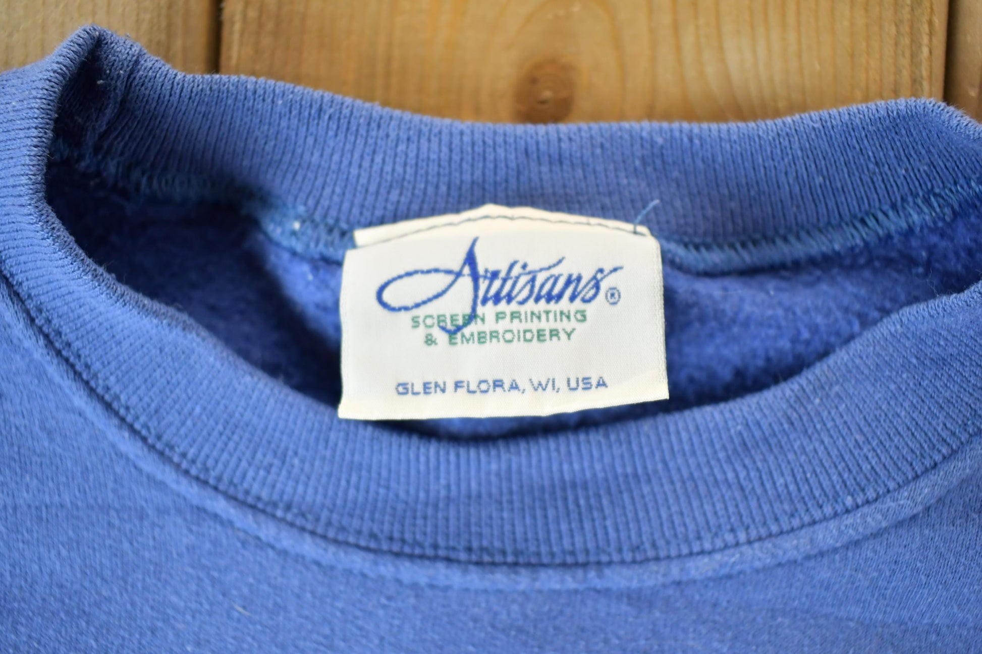 Vintage 1990s Artisans Mini Floral Print Crewneck Men's Large from propervintagecanada