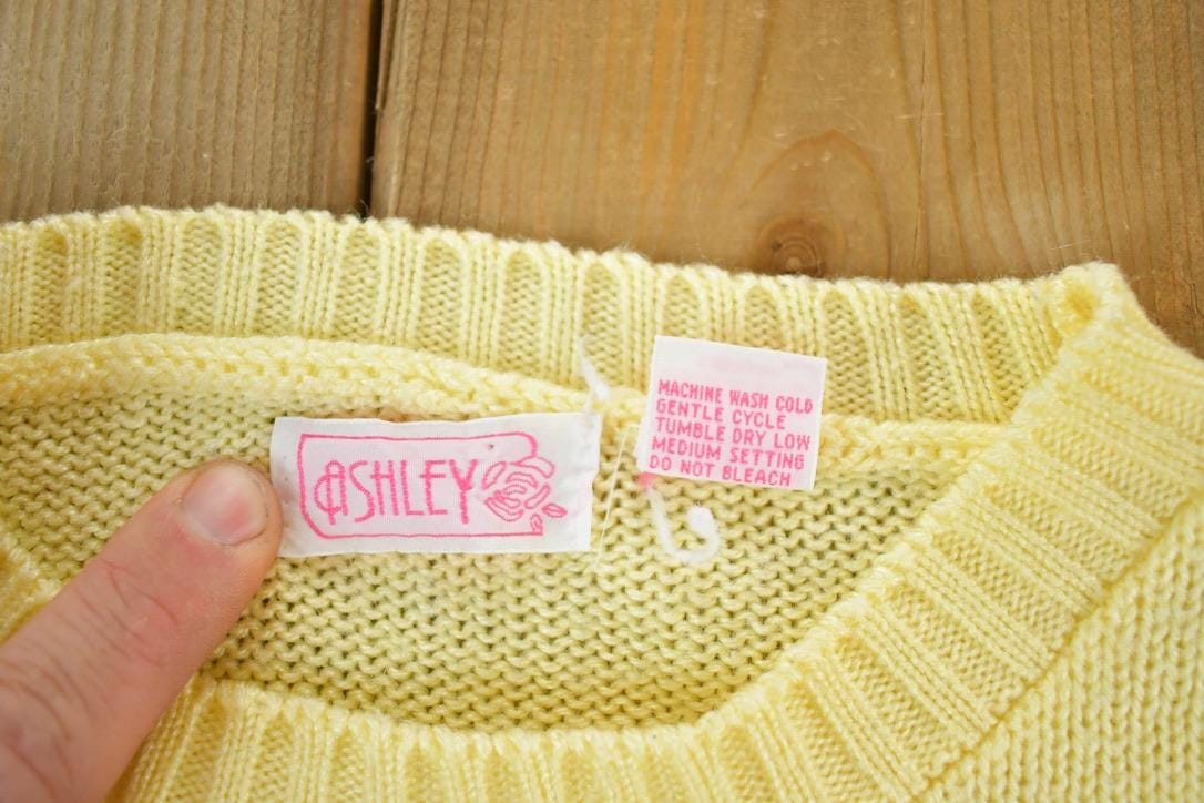 Vintage 1990s Ashley Easter Knit Abstract Pattern Crewneck Sweater Men's Large from propervintagecanada