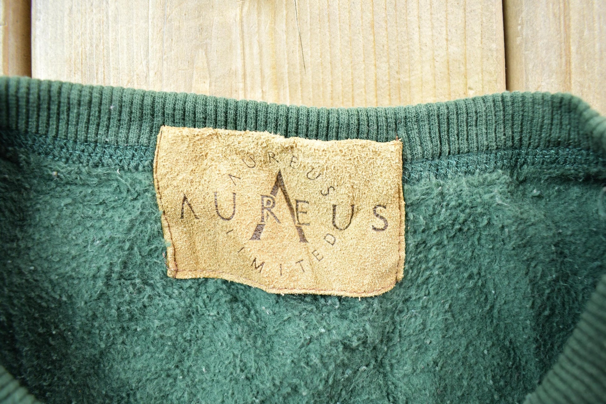 Vintage 1990s Aureus Sawmill Creek Embroidered Crewneck Sweatshirt Men's XL from propervintagecanada