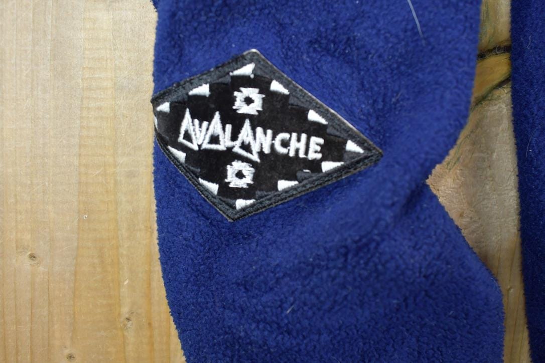 Vintage 1990s Avalanche Fleece Sweater Men's XL from propervintagecanada
