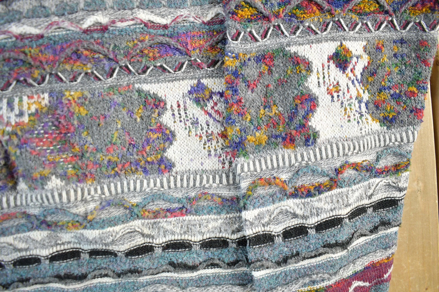 Vintage 1990s Avenue 3D Cable Knit Crewneck Sweater Men's M from propervintagecanada