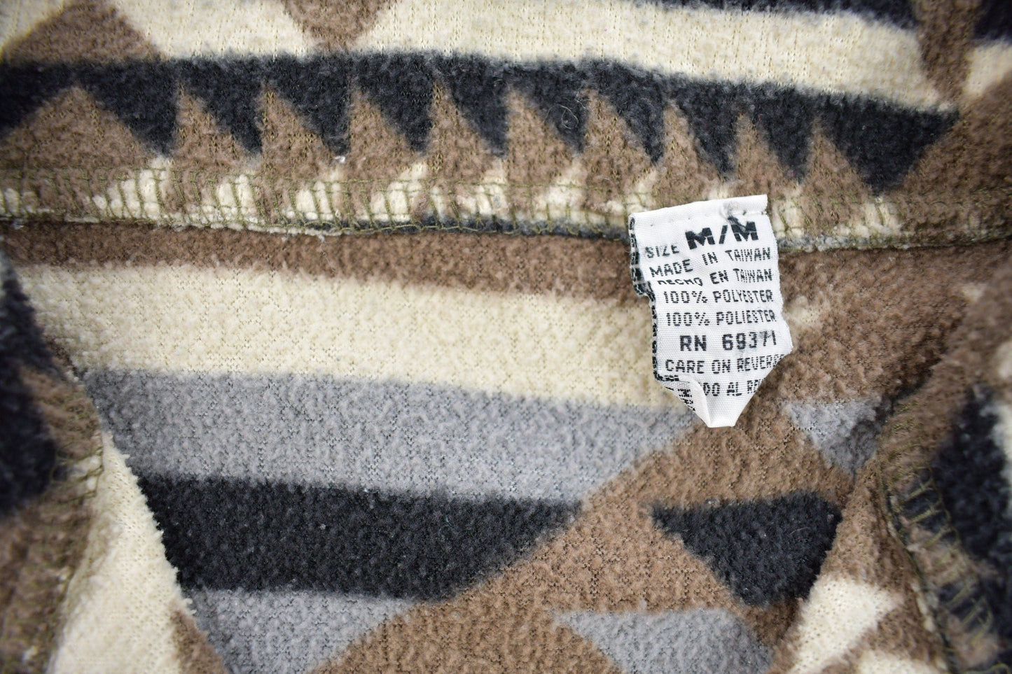 Vintage 1990s Aztec Chevron Patterned Light Fleece Sweater Men's Medium from propervintagecanada