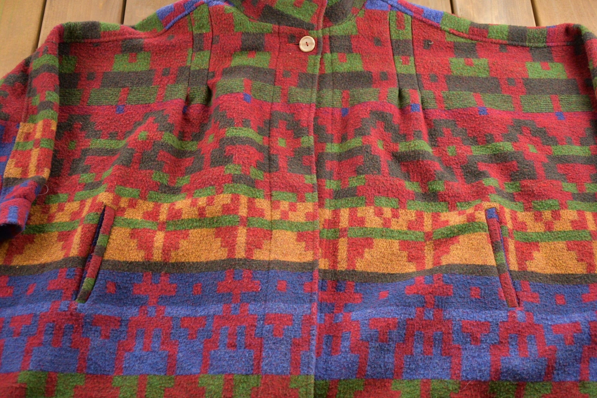 Vintage 1990s AZTEC Pattern Fleece Poncho Jacket Men's XL from propervintagecanada