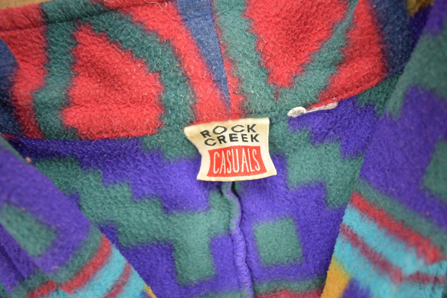 Vintage 1990s Aztec Theme All Over Print Fleece Sweater Men's XL from propervintagecanada