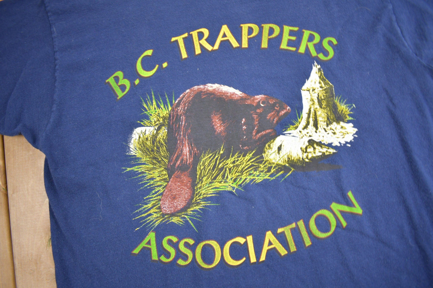 Vintage 1990s B.C. Trappers Association Graphic T Shirt Men's XL from propervintagecanada