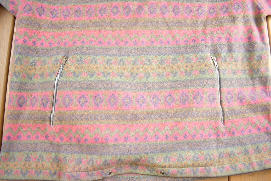 Vintage 1990s B Dakota Western Design Fleece Sweater from propervintagecanada