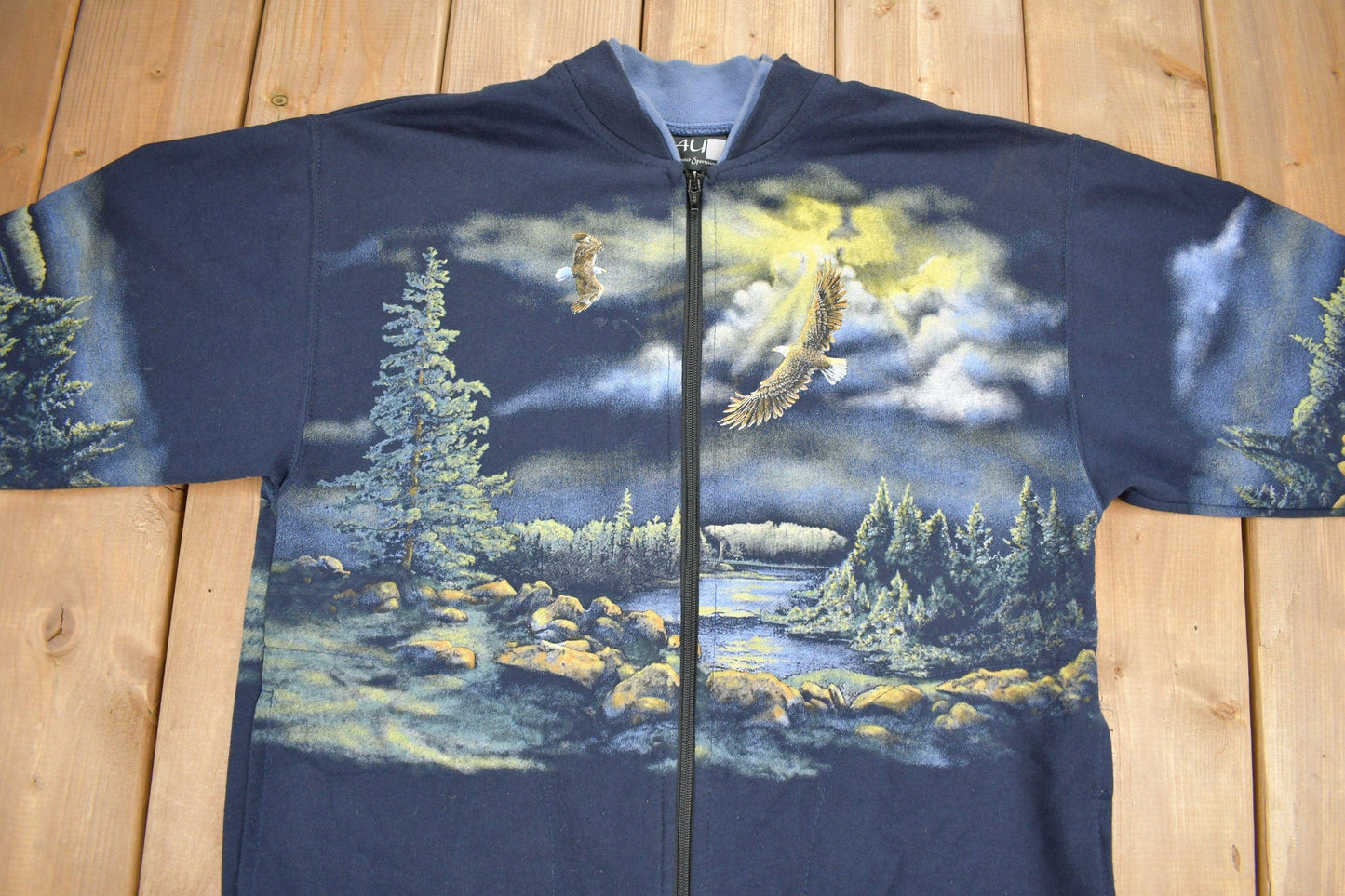 Vintage 1990s Bald Eagle Theme All Over Print Zip Up Sweater Men's Medium from propervintagecanada