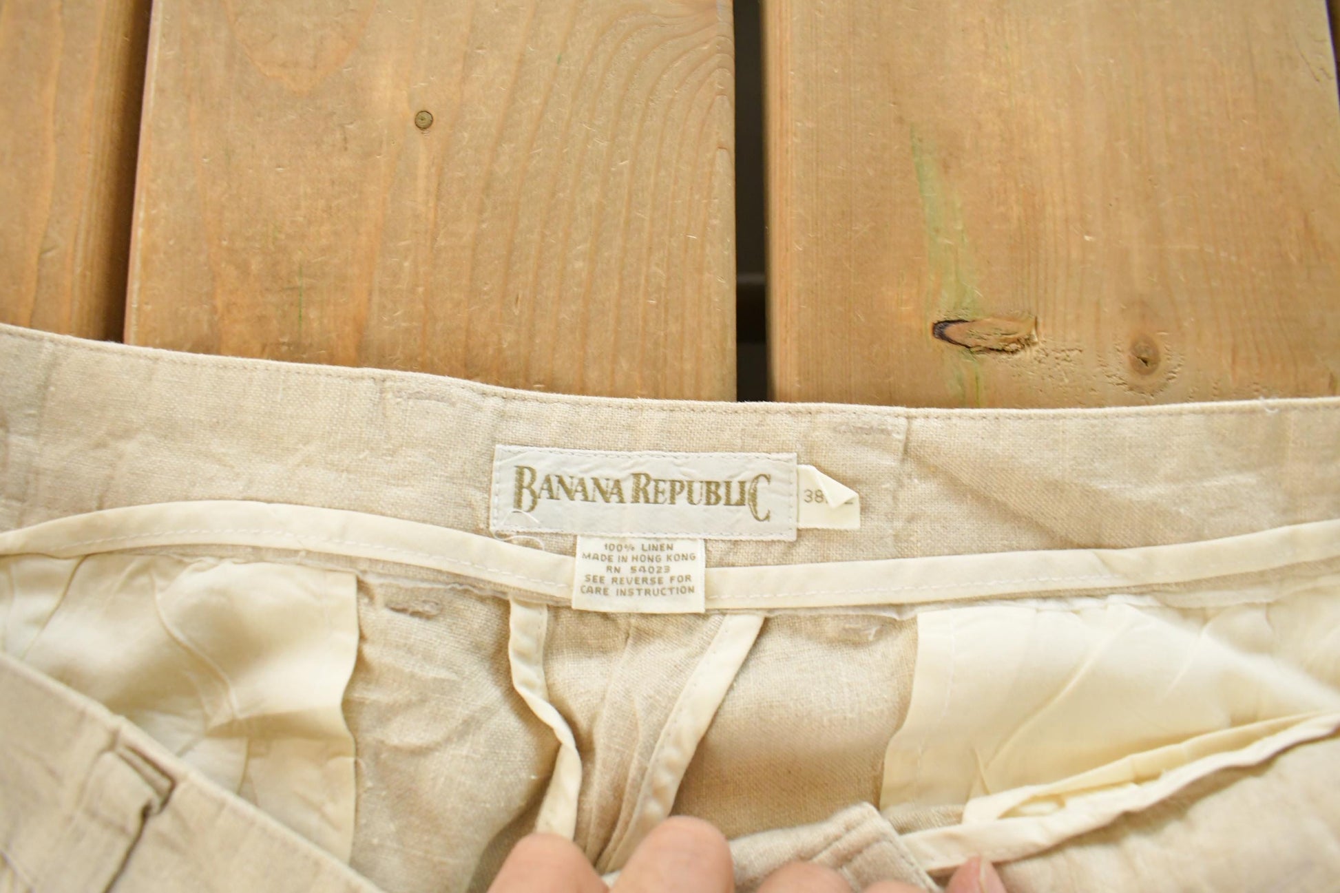 Vintage 1990s Banana Republic Linen Pleated Trousers Men's 36 x 30 / 90s Pants / Streetwear Fashion / Slacks from propervintagecanada