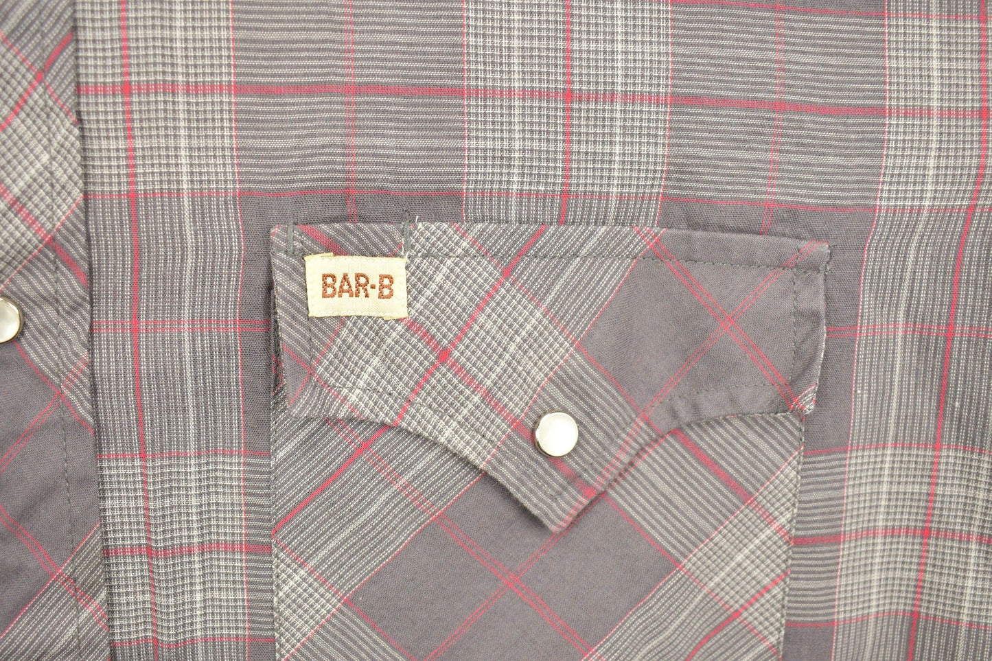 Vintage 1990s Bar B Western Wear Plaid Flannel Button Up Shirt Men's Large from propervintagecanada