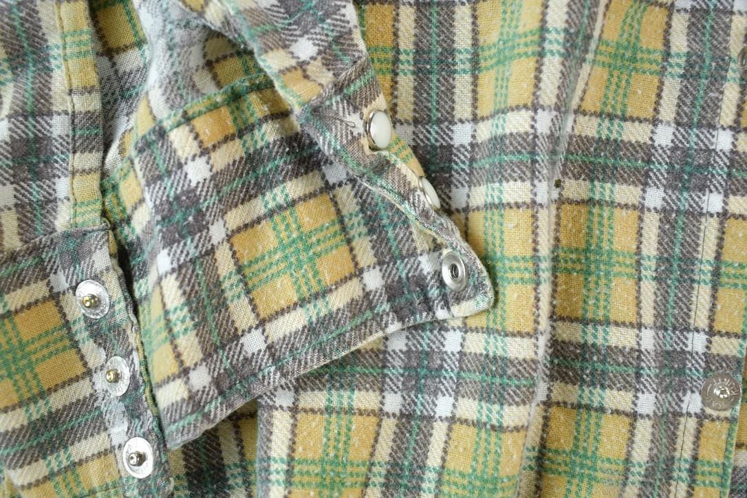 Vintage 1990s Barf Button Up Western Style Shirt Men's Medium from propervintagecanada