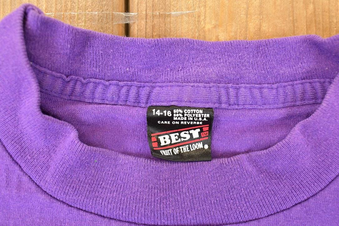 Vintage 1990s Bass Pro Shops Souvenir Travel T-Shirt Youth L / Destination Shirt / 90s Single Stitch Graphic Tee / Made in USA from propervintagecanada
