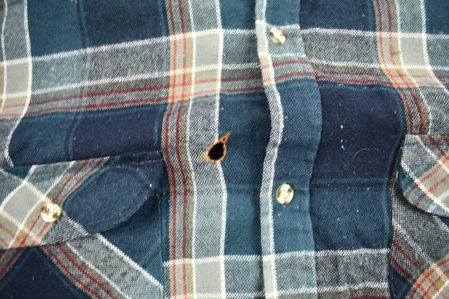 Vintage 1990s Bay Waters Plaid Button Up Shirt Men's 2XL from propervintagecanada