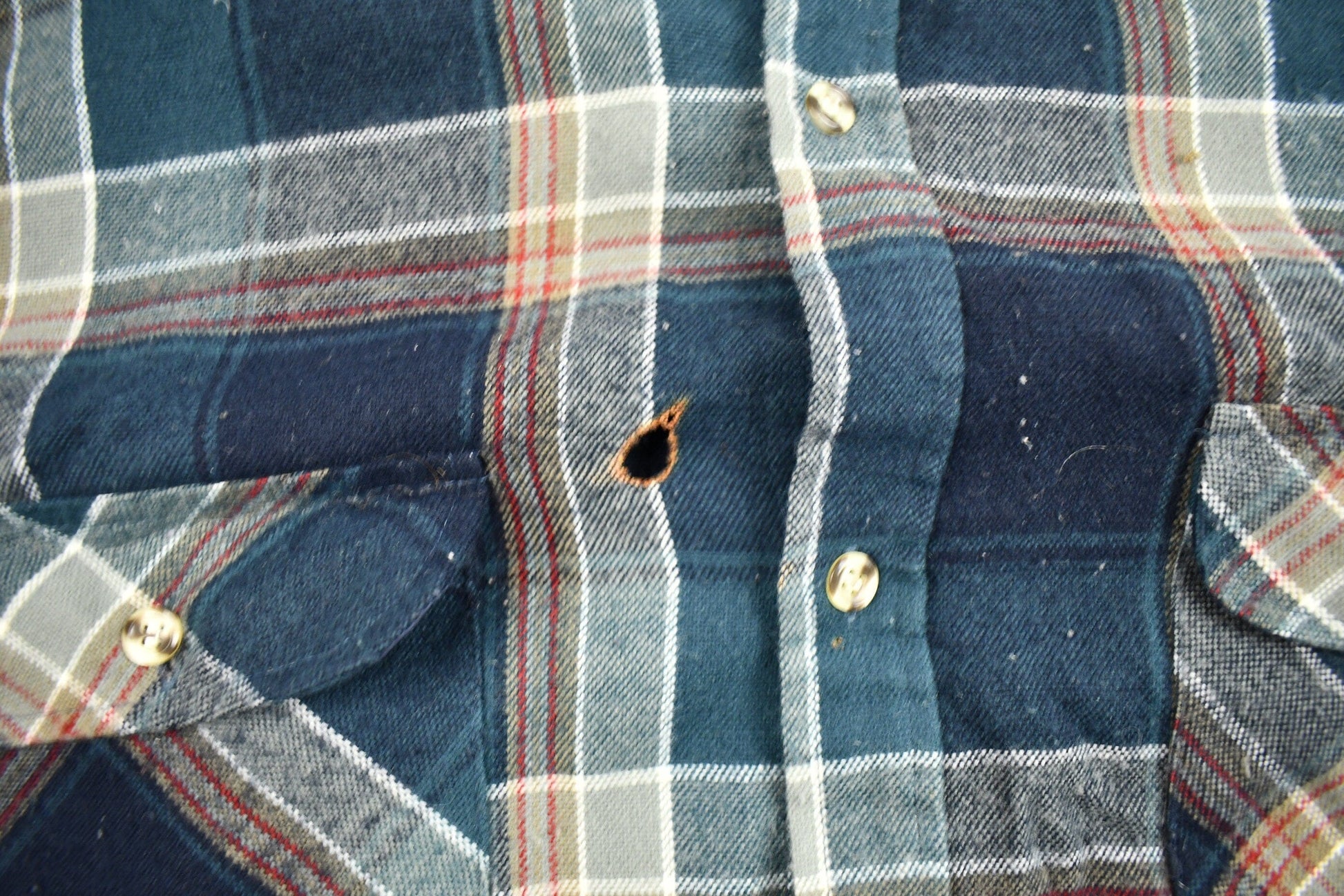 Vintage 1990s Bay Waters Plaid Button Up Shirt Men's 2XL from propervintagecanada