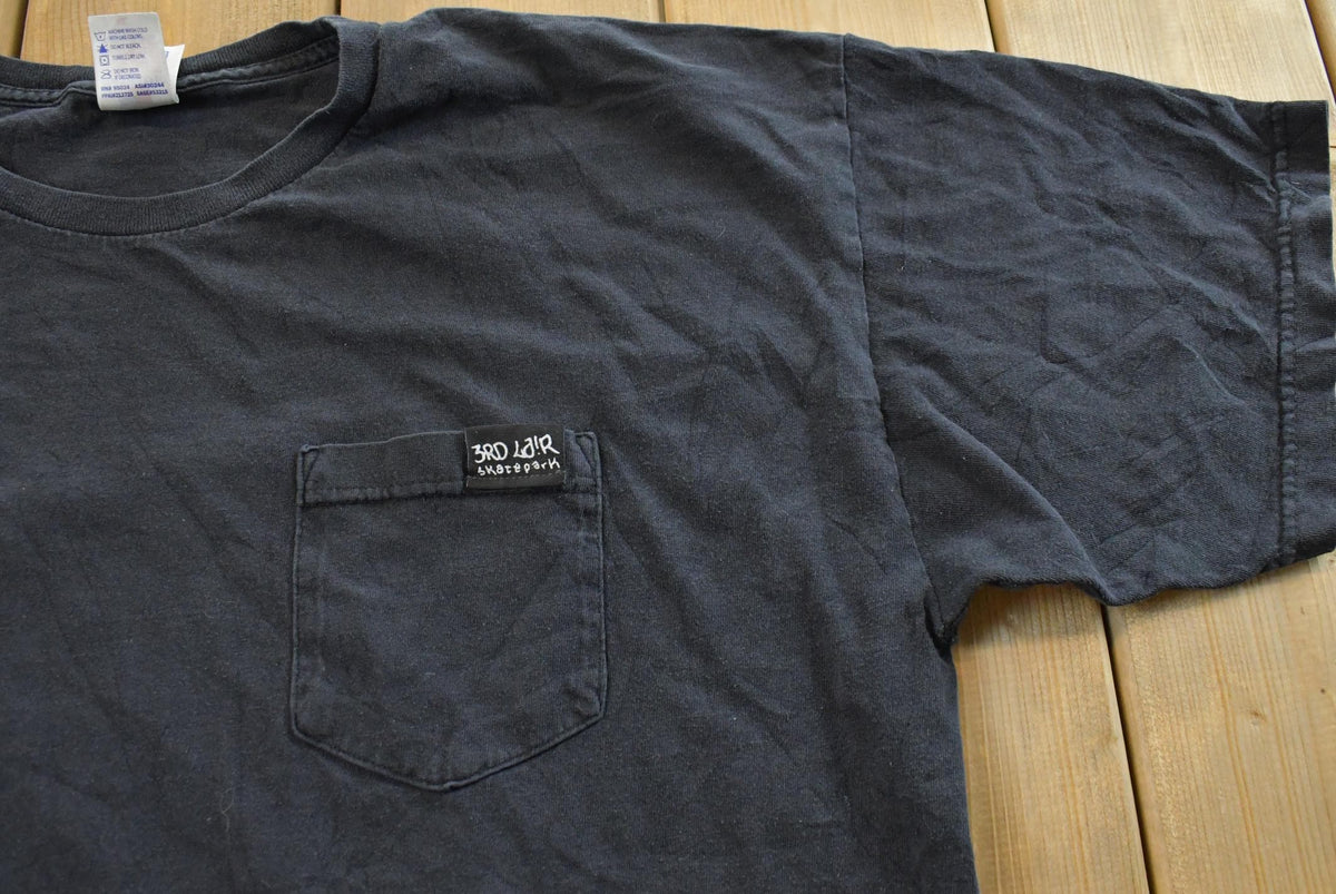 Vintage 1990s Bayside 3rd Lair Skatepark Skateboards Graphic T-Shirt Mens XL from propervintagecanada