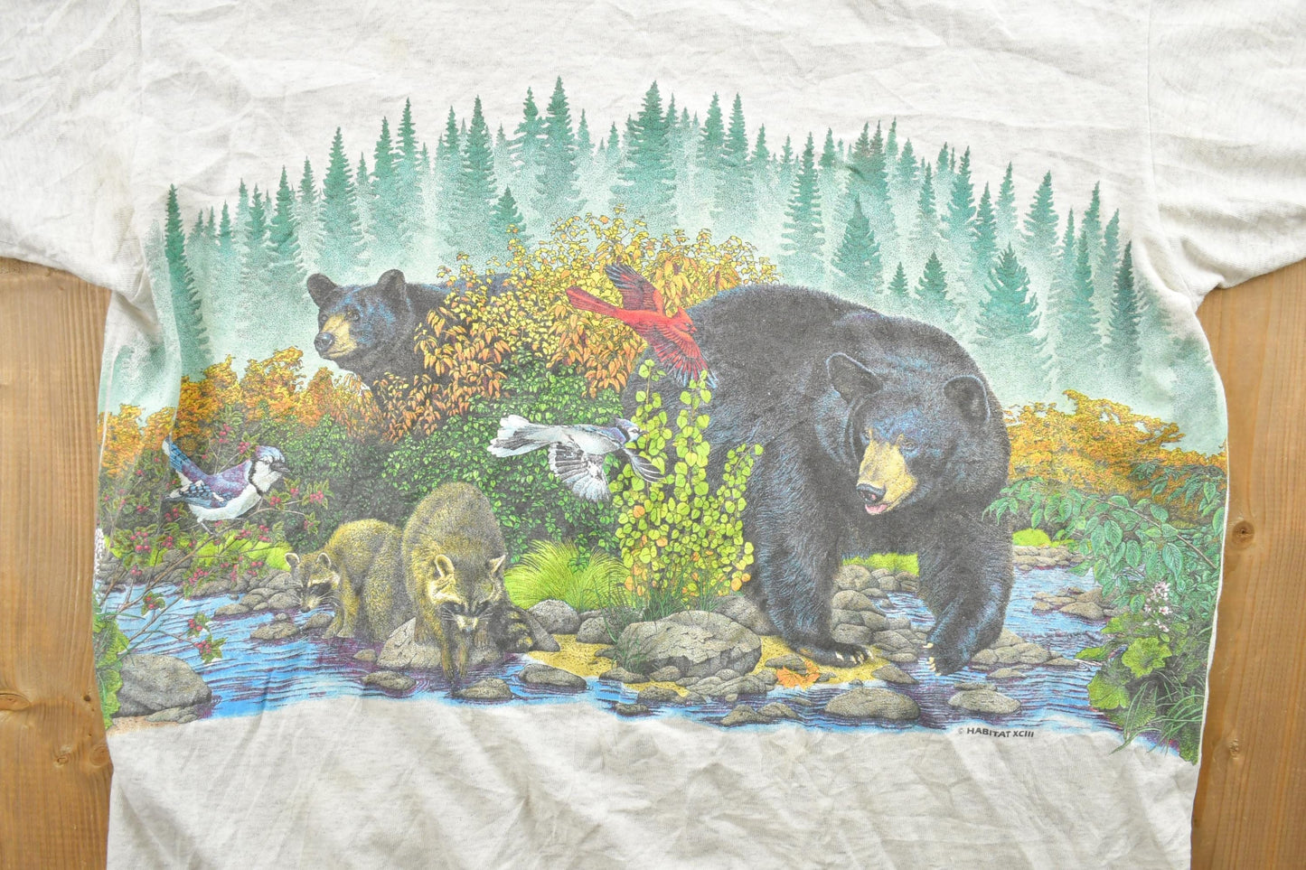 Vintage 1990s Bear And Bluejay Theme Habitat Graphic T-Shirt Men's L from propervintagecanada