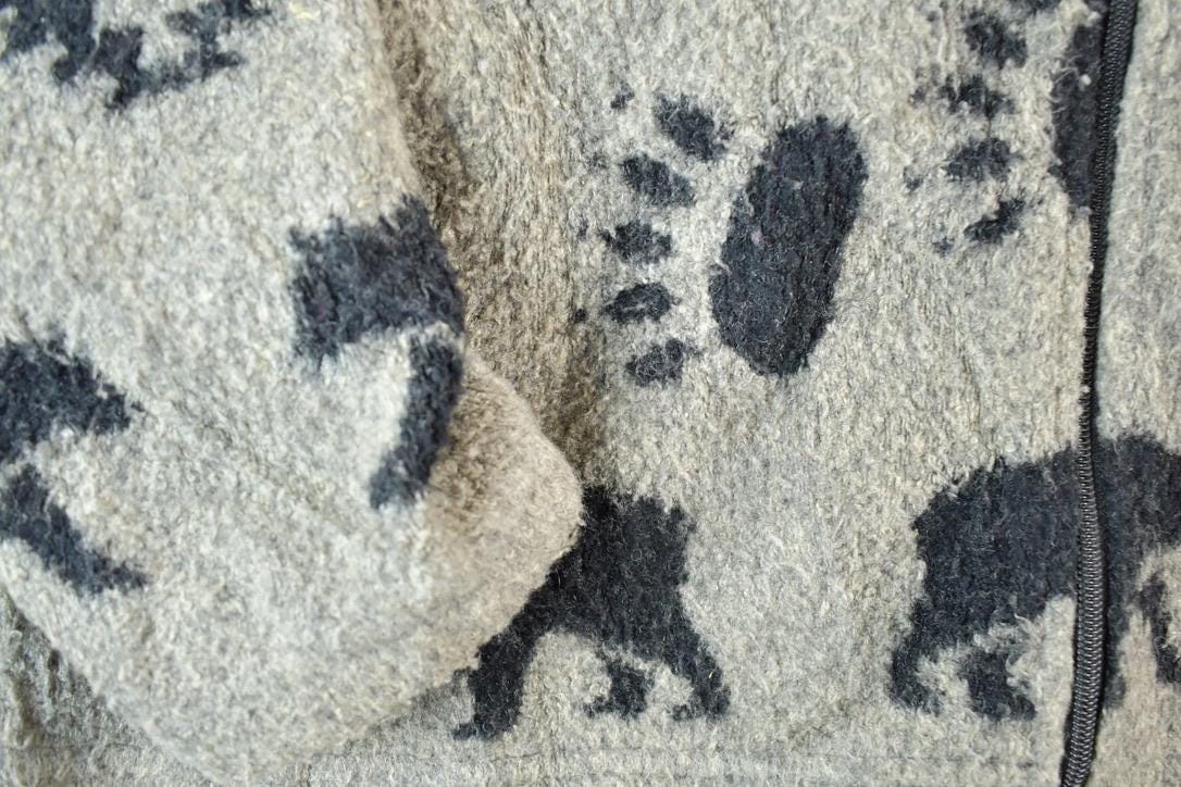 Vintage 1990s Bear Ridge Outfitters Fleece Outdoorsman Sweater Mens L from propervintagecanada