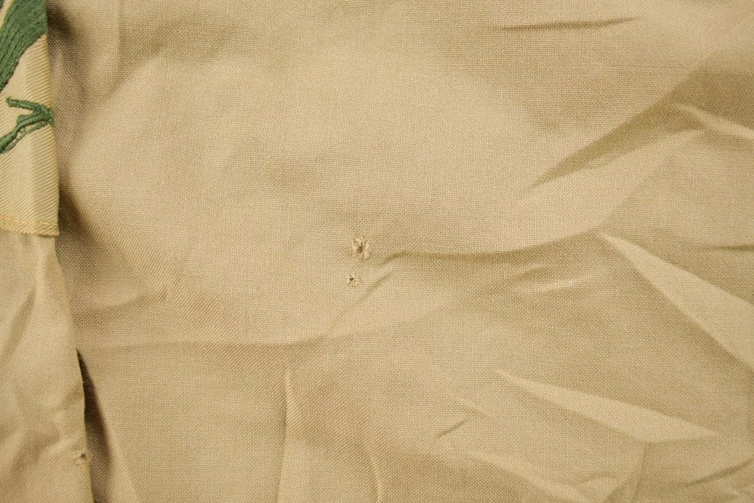 Vintage 1990s Beige Blank USMC Button Up Military Shirt Men's MMen's Medium from propervintagecanada