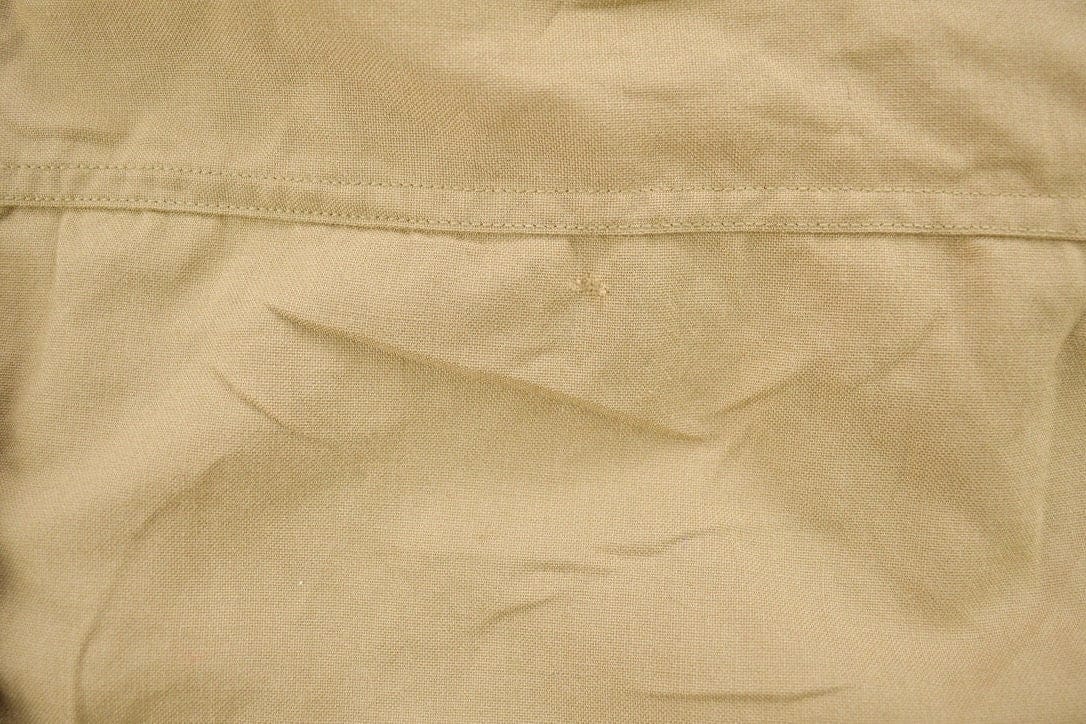 Vintage 1990s Beige Blank USMC Button Up Military Shirt Men's MMen's Medium from propervintagecanada