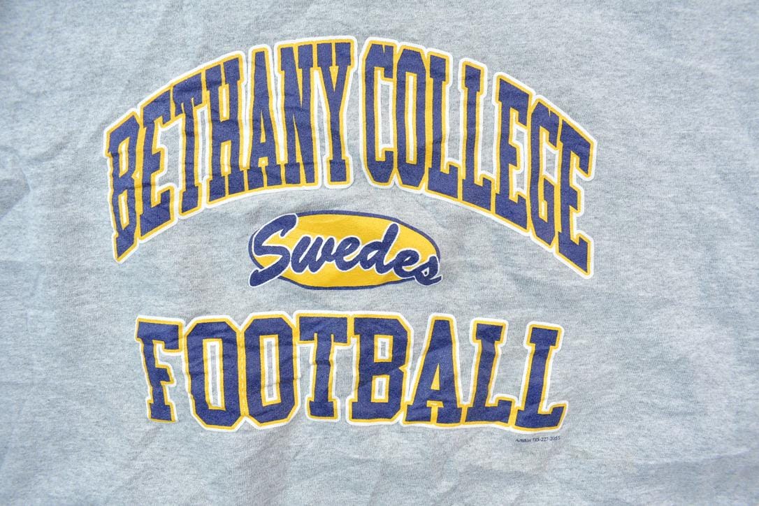 Vintage 1990s Bethany College Crewneck Sweatshirt Men's XL from propervintagecanada