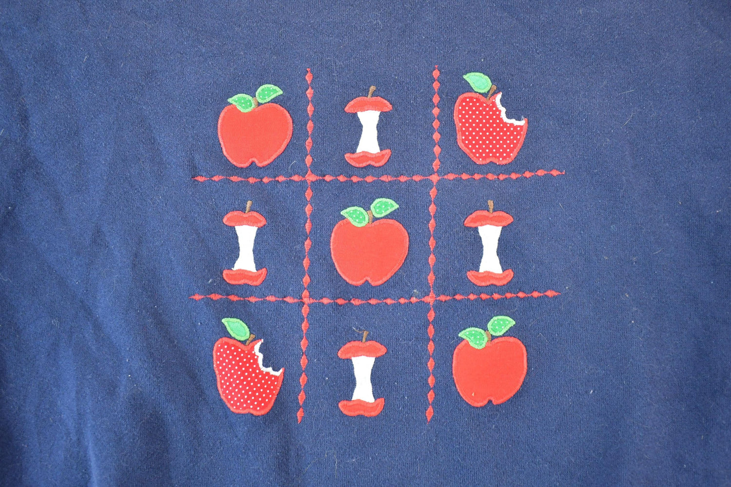 Vintage 1990s Big Apple Energy Souvenir Crewneck Sweatshirt Men's Large from propervintagecanada