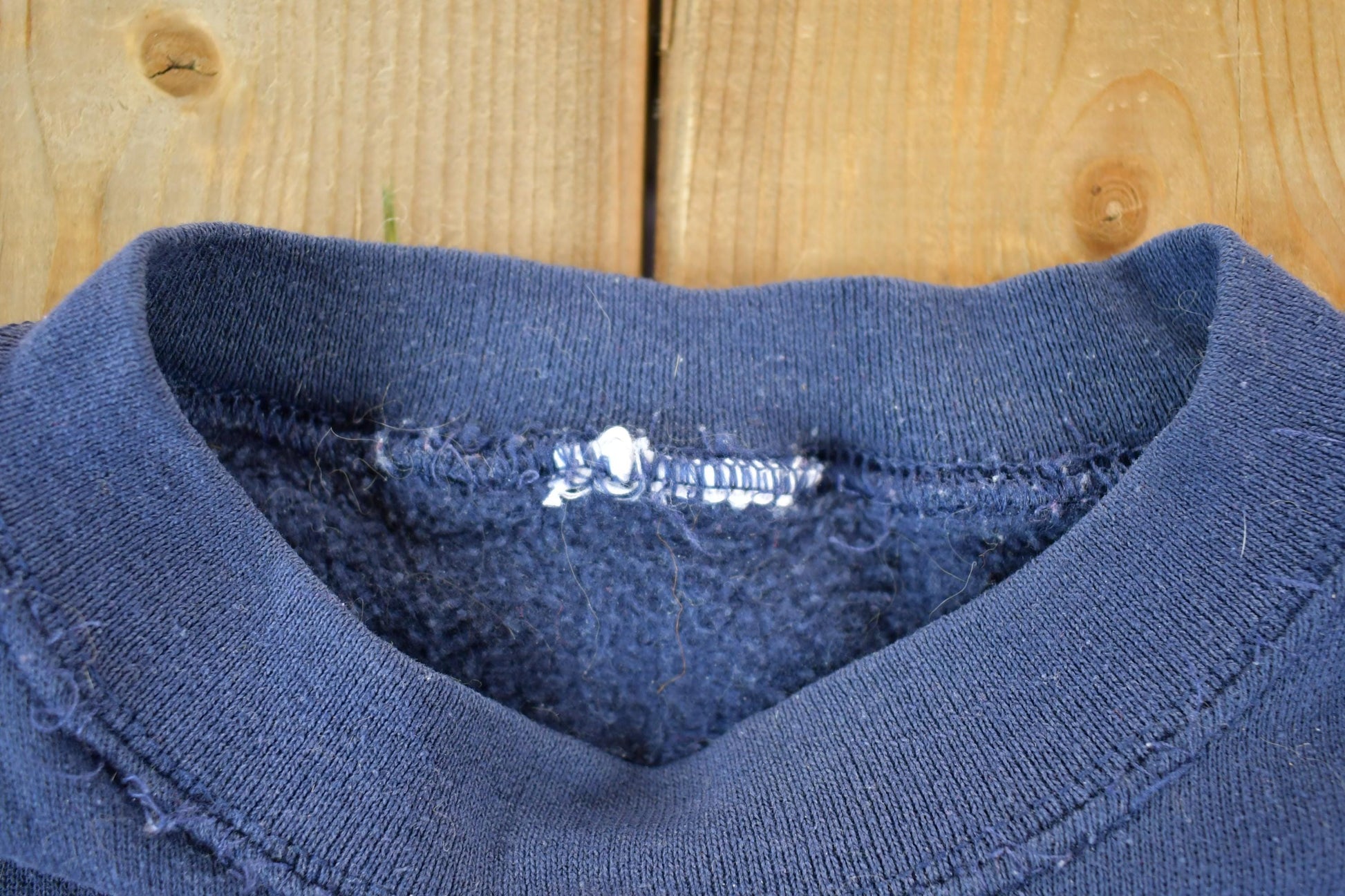 Vintage 1990s Big Apple Energy Souvenir Crewneck Sweatshirt Men's Large from propervintagecanada