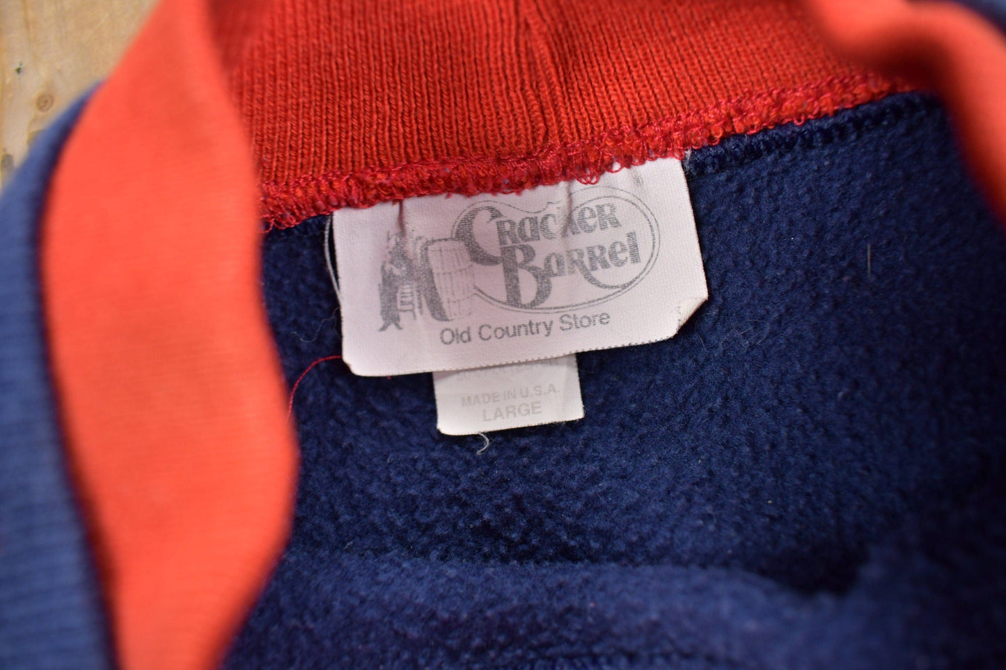 Vintage 1990s Bird Graphic Double Collar Crewneck Men's Medium from propervintagecanada