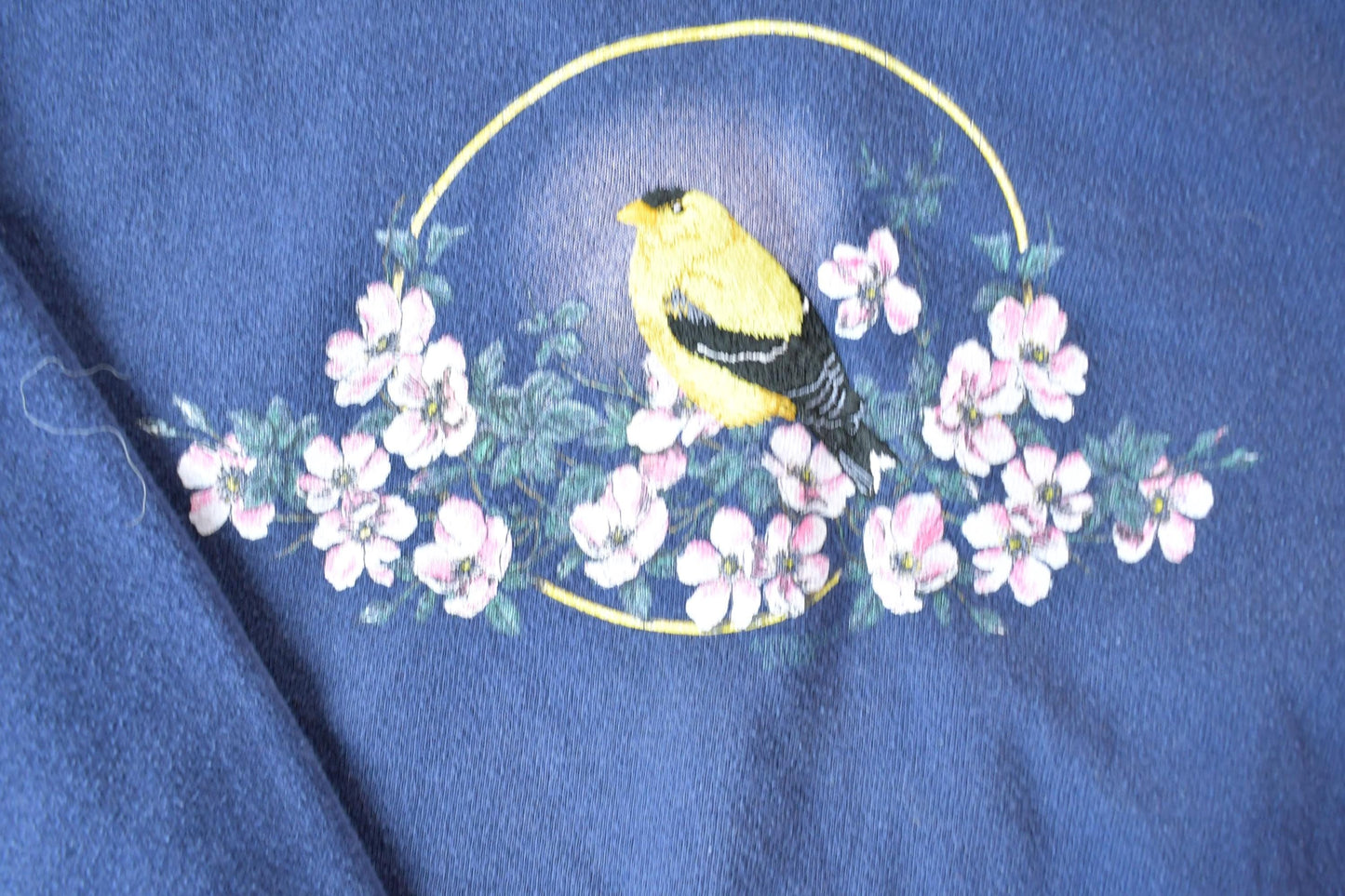 Vintage 1990s Bird Theme Collared Crewneck Men's XL from propervintagecanada
